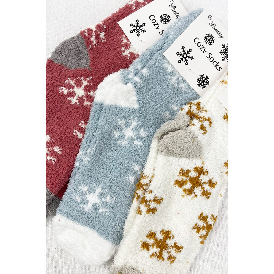 Soft Textured Snowflake Cozy Fuzzy Socks (Regular $3 NOW 75% off)